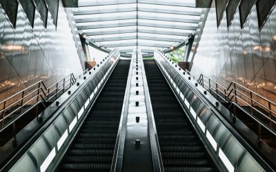 transit-escalators